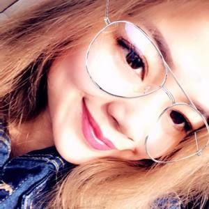 Meet your Posher, Thao